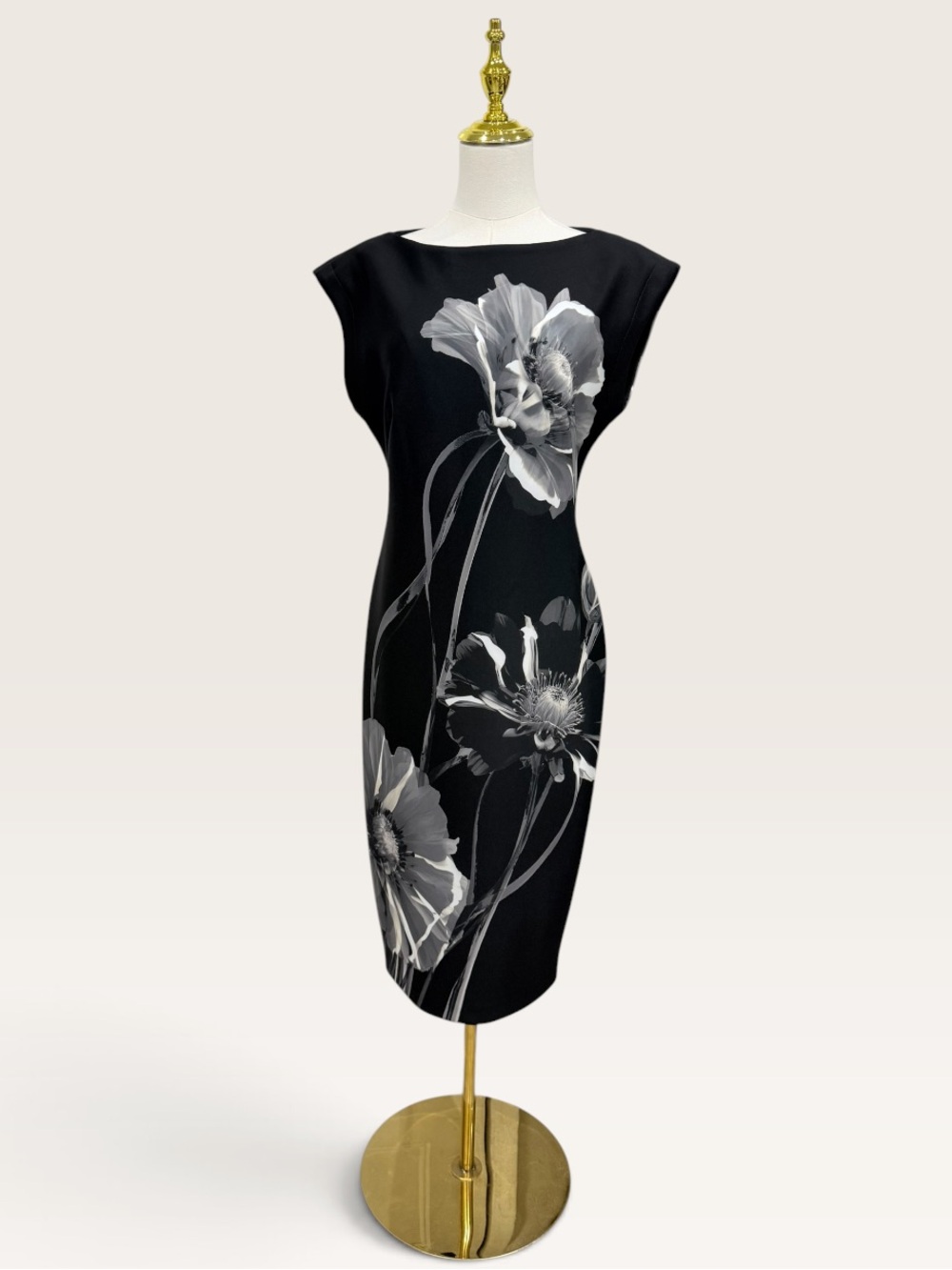 Donna Karan New York SZ 4 Black/Gray Floral Boat Neck Sheath Dress NWT $149 - Picture 3 of 16